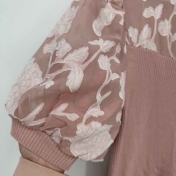 Rosewater Remi Pink Floral Sheer Top Blouse Size Small - Picture 7 of 7